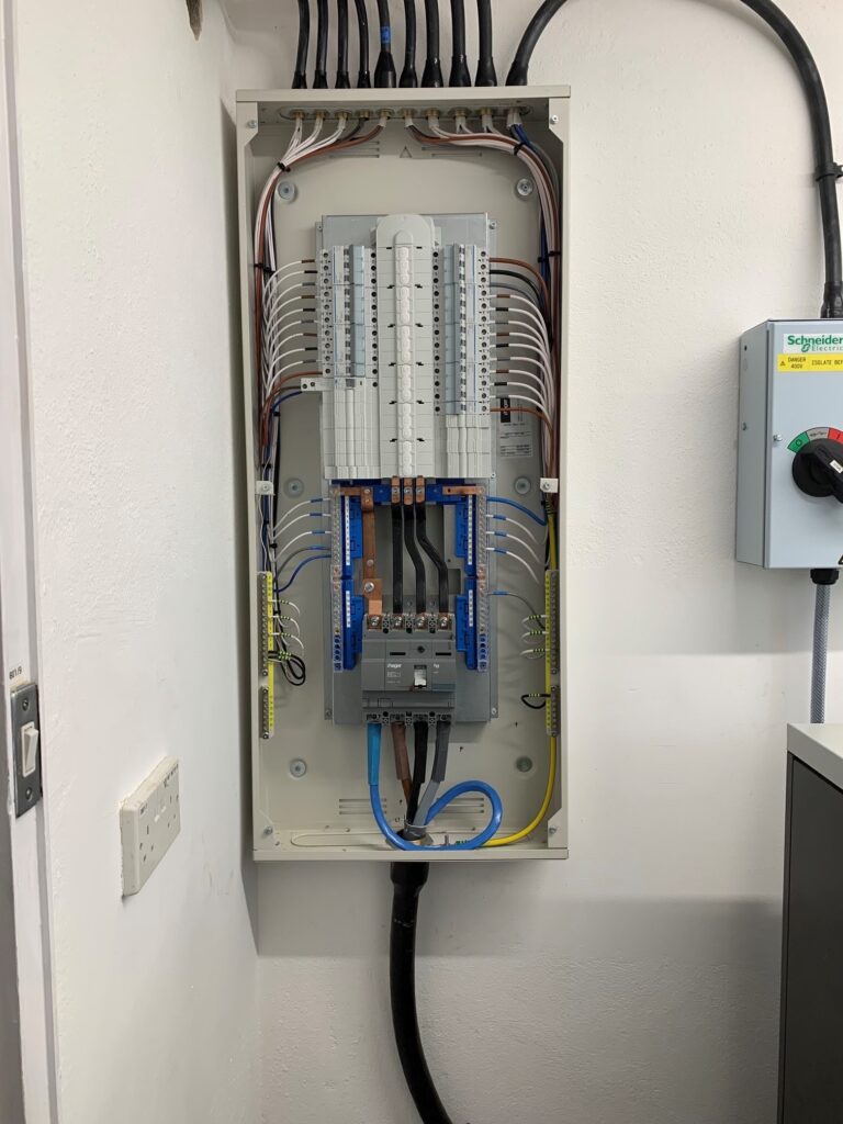 Industrial electrical contractor in Oxfordshire